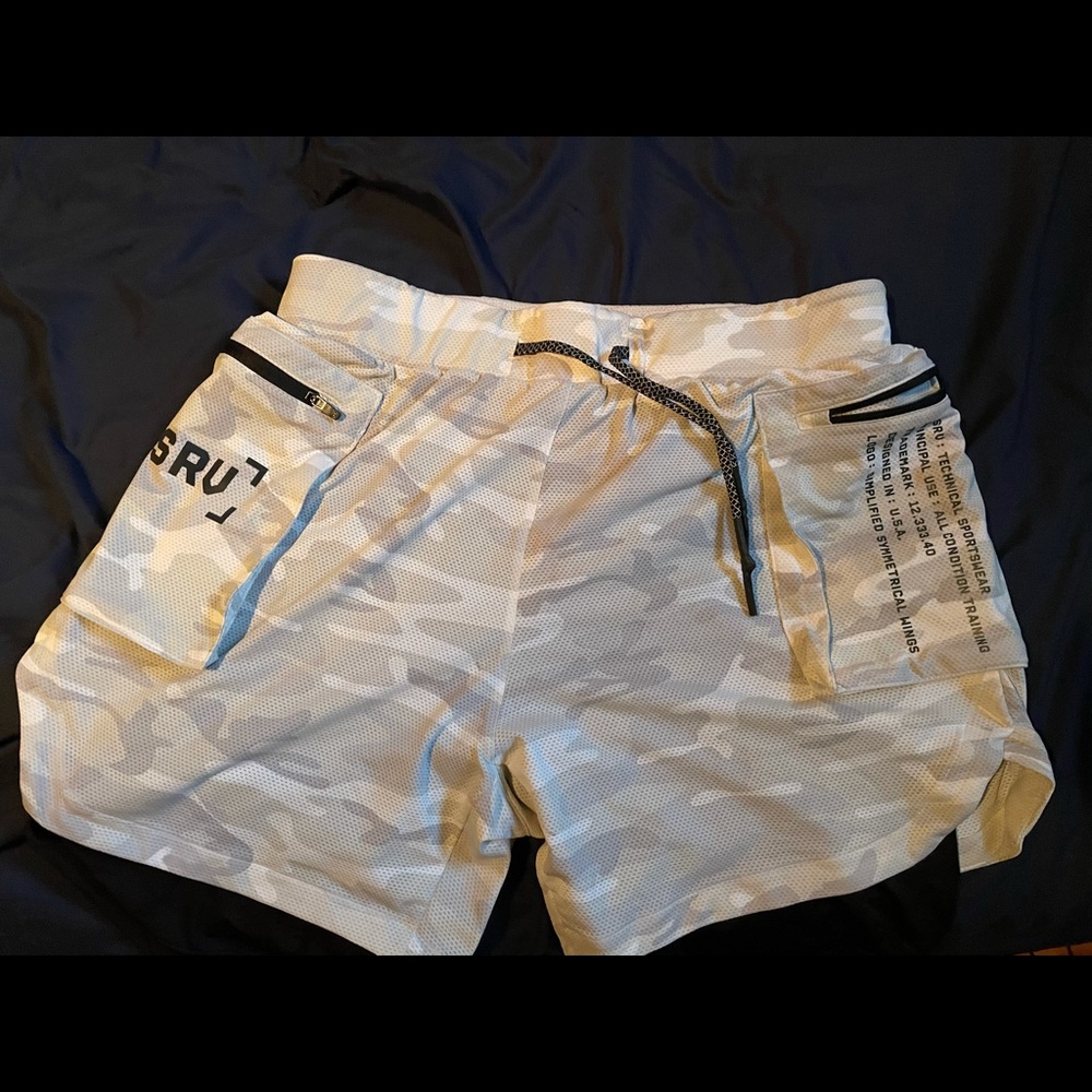 ASRV white camo Size L